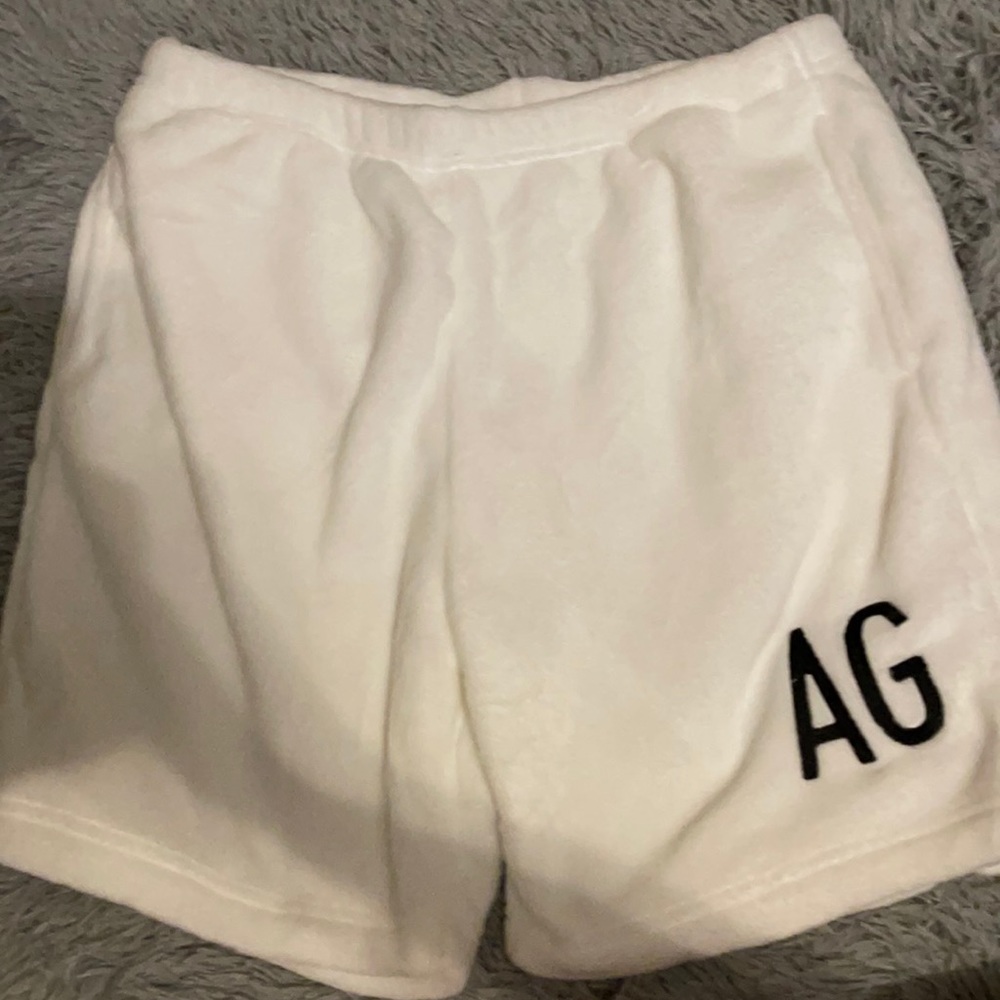 Avani: AG Fleece White Shorts